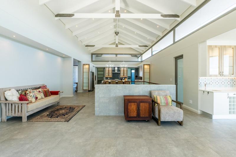 5 Bedroom Property for Sale in Pinnacle Point Golf Estate Western Cape